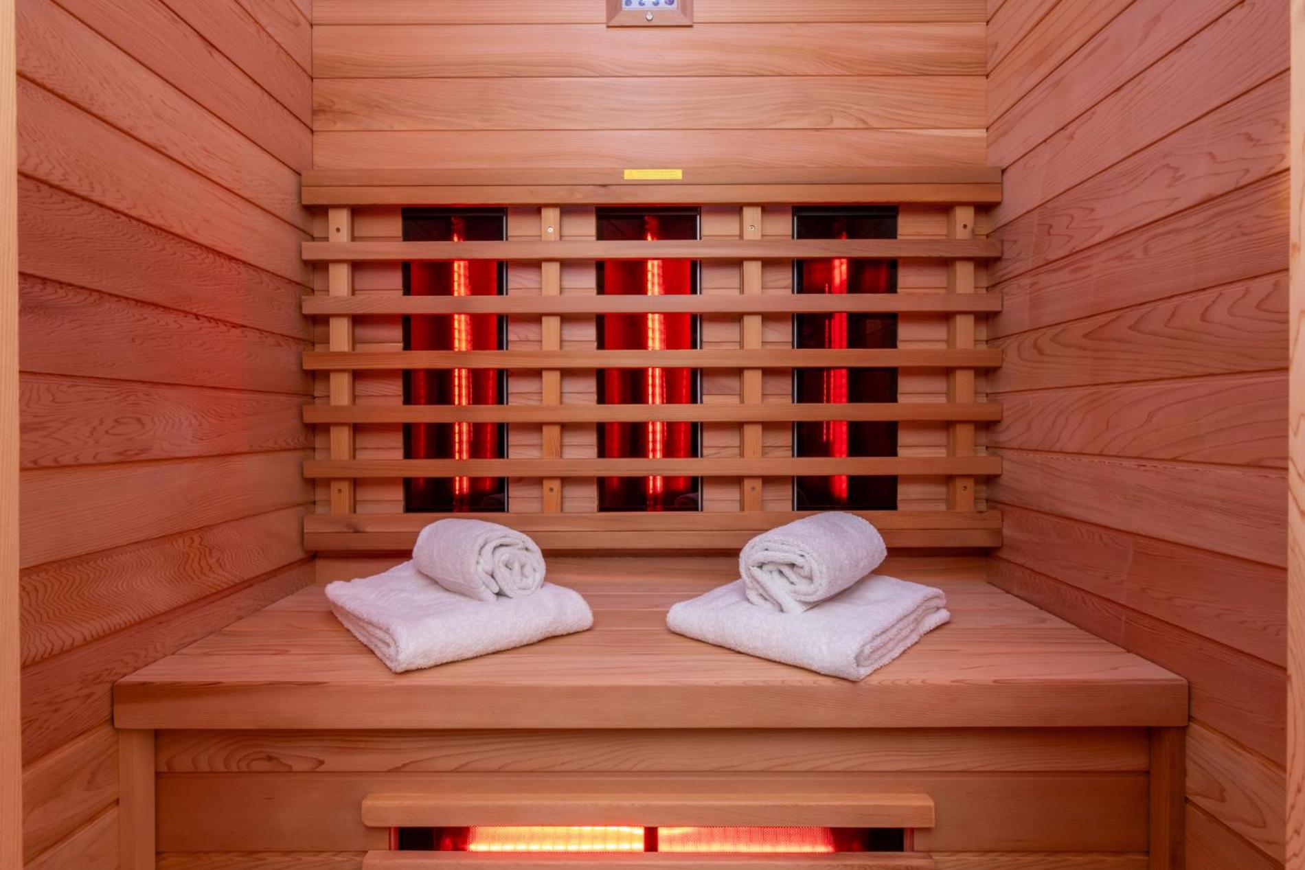 Welcome In - Appartementen Kurhaus - Nieuwstraat 1 Zoutelande, Nabij Strand, Terras, Sauna Buitenkant foto